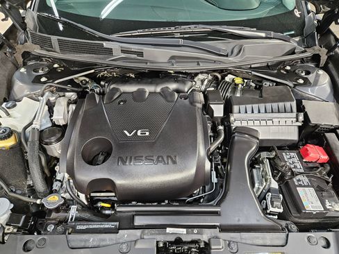Used 2020 Nissan Maxima Platinum w/ Sport Mat Group FWD image 19
