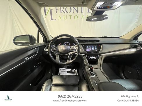Used 2017 Cadillac XT5 Luxury w/ Driver Awareness Package AWD/4WD image 14
