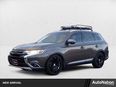 Used 2017 Mitsubishi Outlander SE