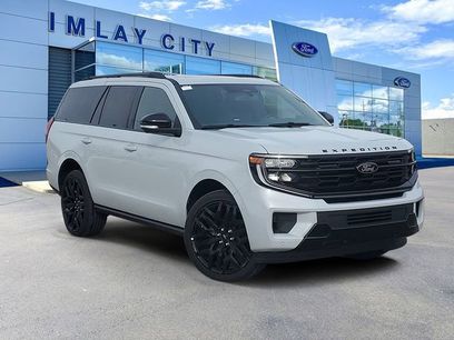 New 2026 Ford Expedition Platinum w/ Stealth Performance Package