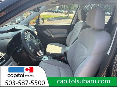 Used 2017 Subaru Forester 2.5i Premium AWD/4WD image 7
