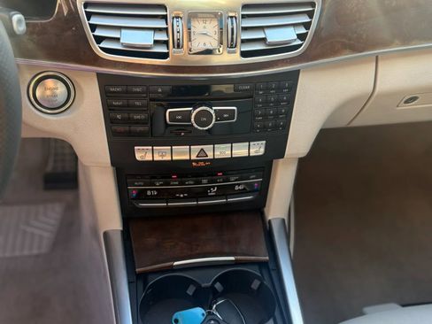 Used 2015 Mercedes-Benz E 350 4MATIC Sedan image 23