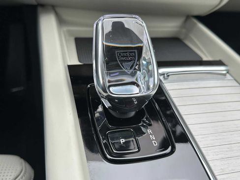 New 2026 Volvo XC60 B5 Ultra w/ Protection Package Premier image 33