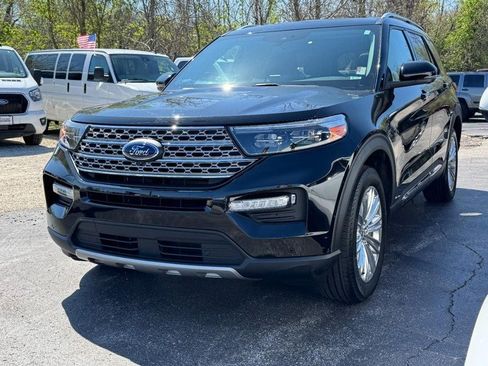 Used 2022 Ford Explorer Limited w/ Limited Technology Package AWD/4WD image 8