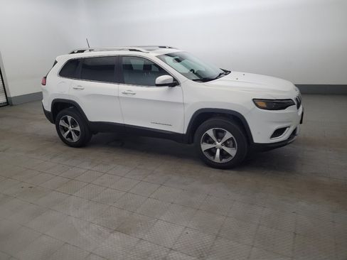 Used 2019 Jeep Cherokee Limited w/ Technology Group image 11