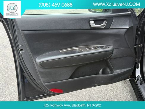 Used 2019 Kia Optima S FWD image 7