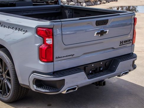 New 2025 Chevrolet Silverado 1500 RST w/ Convenience Package II AWD/4WD image 10