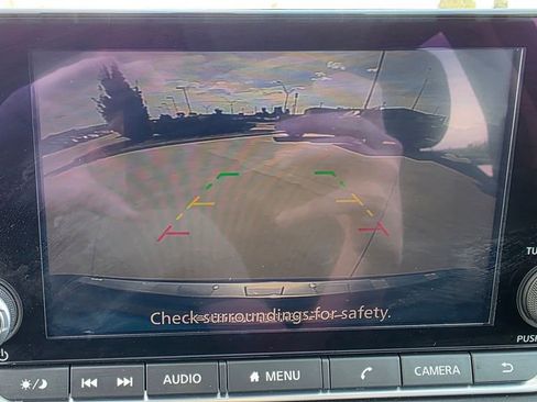 Used 2022 Nissan Rogue SV image 33