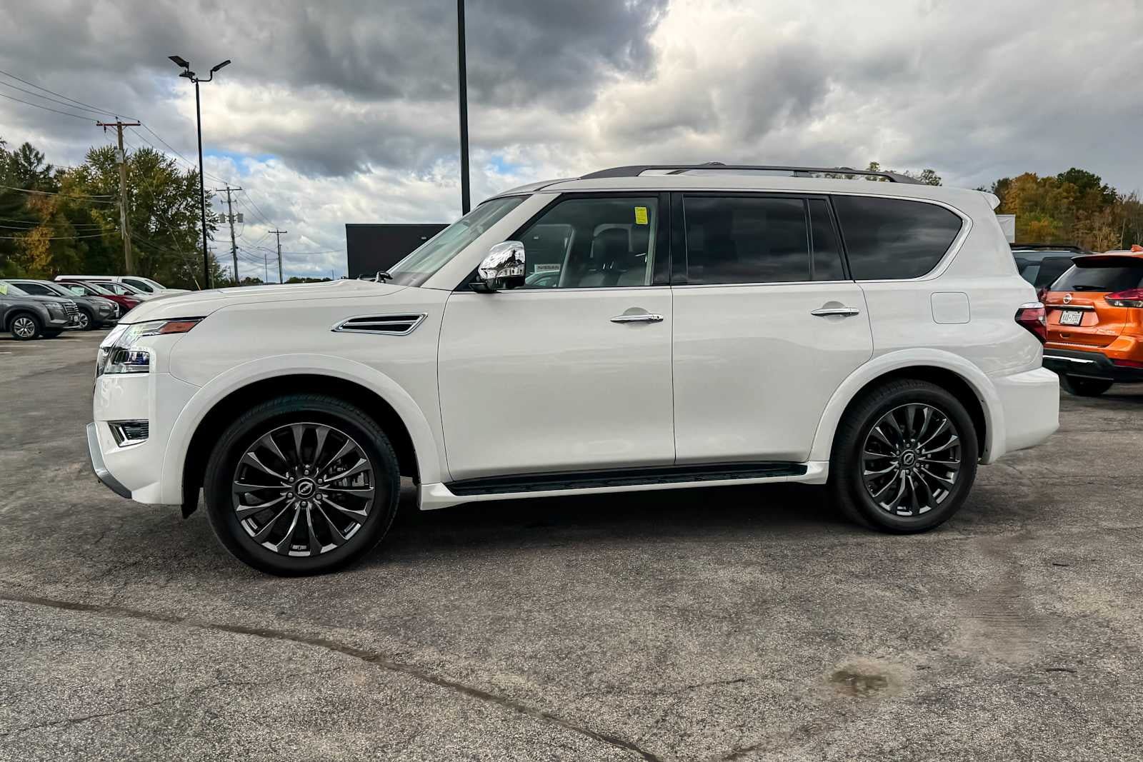 Certified 2023 Nissan Armada Platinum w/ Captain's Chairs Package AWD/4WD image 6