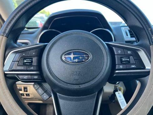 Used 2019 Subaru Outback 2.5i AWD/4WD image 16
