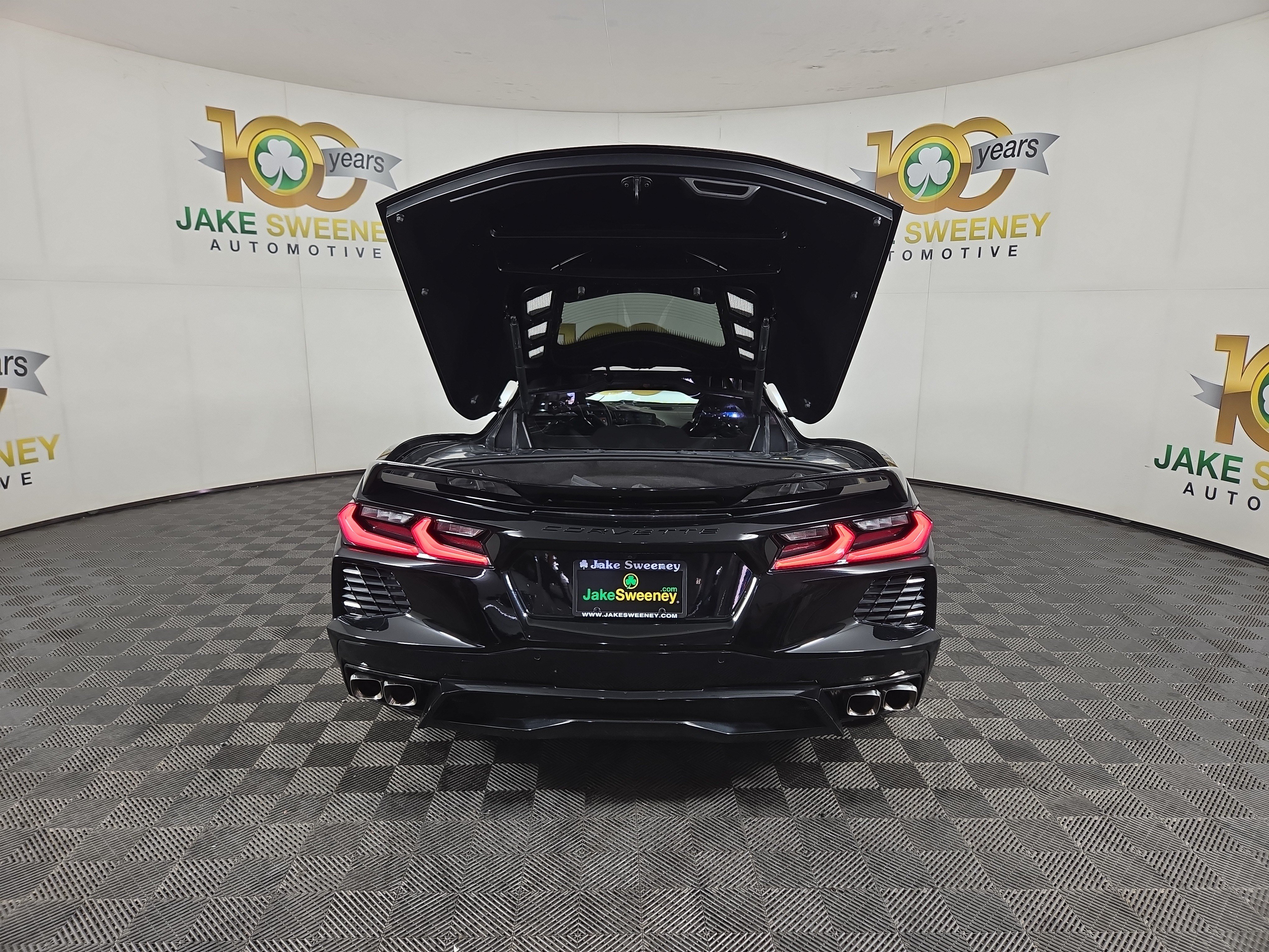 Used 2022 Chevrolet Corvette Stingray Premium Cpe w/ Z51 Performance Package RWD image 31