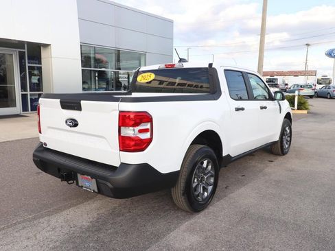 New 2026 Ford Maverick XLT image 14
