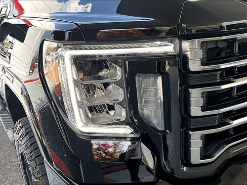 Used 2023 GMC Sierra 3500 AT4 w/ AT4 Preferred Package AWD/4WD image 31