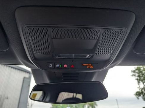 Used 2024 Chevrolet Equinox EV RS FWD image 26