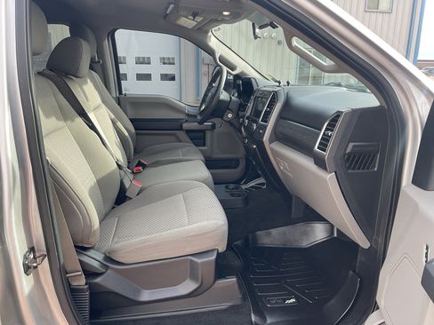 Used 2017 Ford F250 XLT w/ XLT Premium Package image 12
