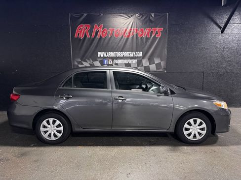 Used 2013 Toyota Corolla L FWD image 6