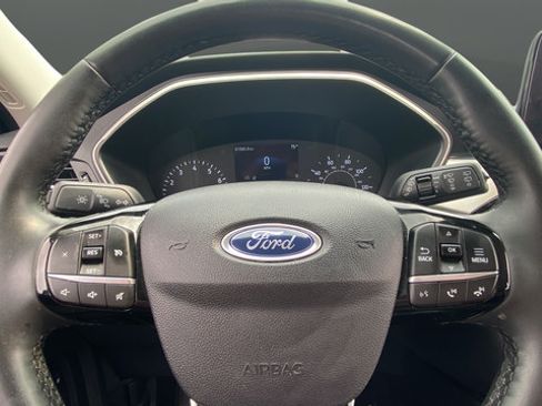 Used 2022 Ford Escape SE w/ SE Sport Appearance Package AWD/4WD image 15