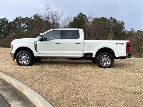 Used 2024 Ford F250 Lariat w/ Lariat Ultimate Package image 7
