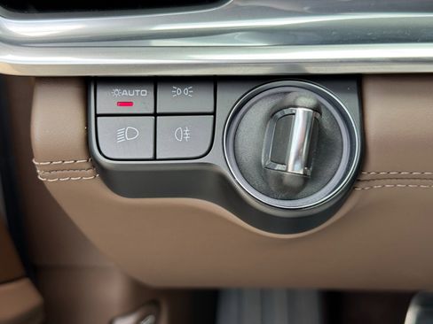 Used 2023 Porsche Panamera 4S image 20