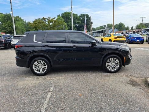 Used 2024 Mitsubishi Outlander ES AWD/4WD image 7