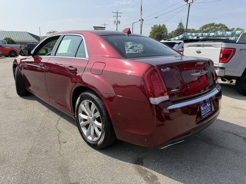 Used 2016 Chrysler 300 Limited w/ Driver Convenience Group AWD/4WD image 5