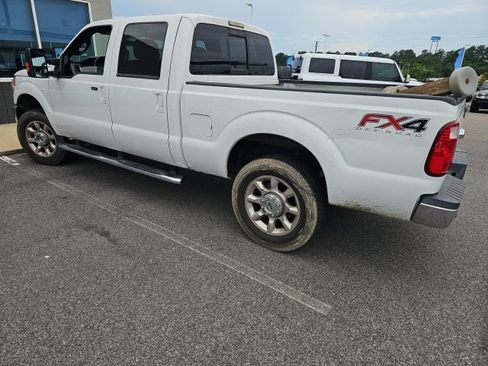 Used 2016 Ford F250 Lariat w/ Lariat Ultimate Package AWD/4WD image 4