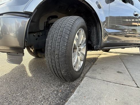 Used 2015 Ford F150 Platinum image 33