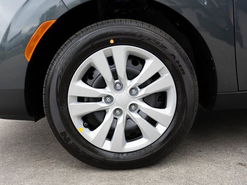 New 2025 Kia Soul LX image 24