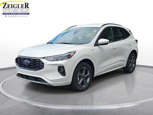 Used 2024 Ford Escape ST-Line Select AWD/4WD image 1