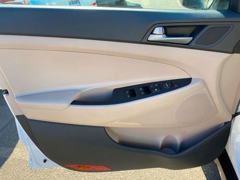 Used 2017 Hyundai Tucson SE image 11