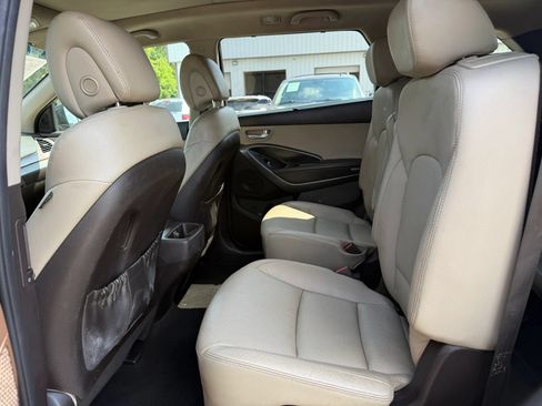 Used 2017 Hyundai Santa Fe Limited AWD/4WD image 21