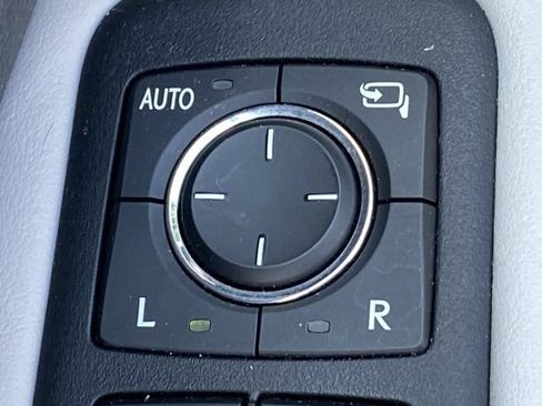 Used 2022 Lexus RX 350 FWD w/ Luxury Package image 16
