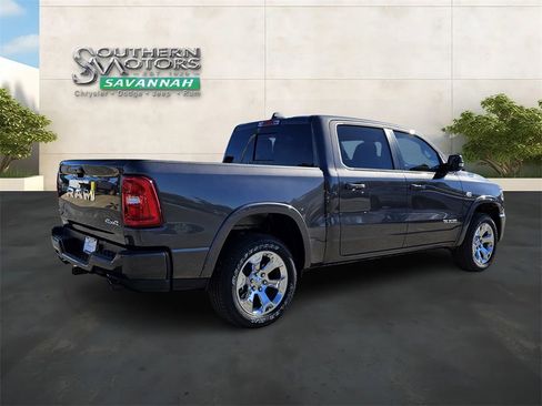 New 2026 RAM 1500 Big Horn AWD/4WD image 5
