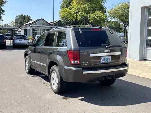 Used 2006 Jeep Grand Cherokee Overland AWD/4WD image 3