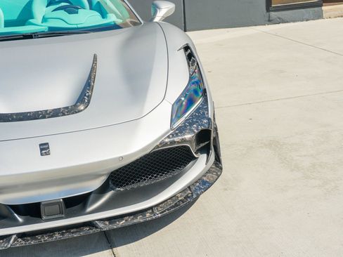 Used 2023 Ferrari F8 Tributo image 33