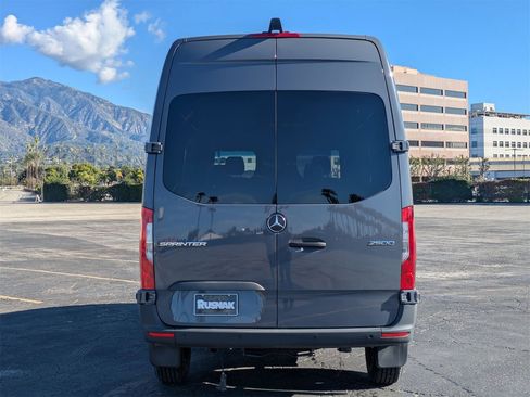 New 2025 Mercedes-Benz Sprinter 2500 image 3