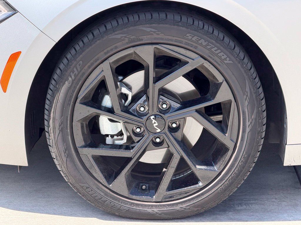 Used 2026 Kia K5 GT-Line w/ GT-Line Premium Package FWD image 8