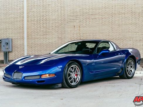 Used 2003 Chevrolet Corvette Z06 w/ Memory Package, 3 Drivers image 8