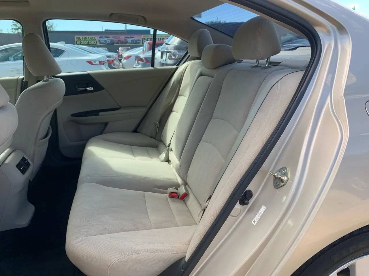 Used 2014 Honda Accord EX image 10