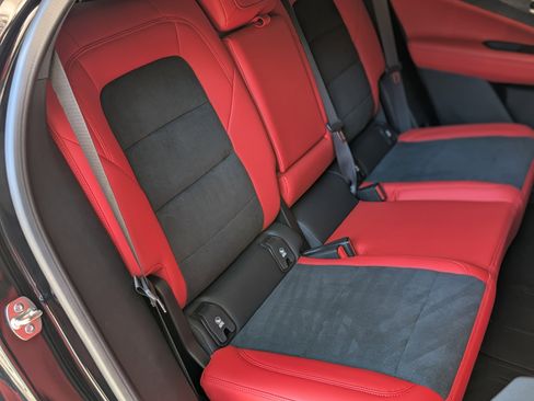 Used 2024 Chevrolet Blazer EV RS image 19