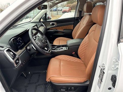 Used 2023 Kia Sorento SX Prestige image 14