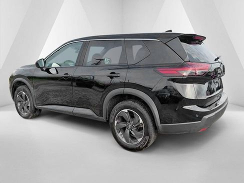 Used 2025 Nissan Rogue SV FWD image 5