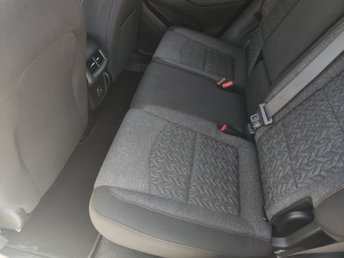 Used 2023 Chevrolet Equinox LT FWD image 30