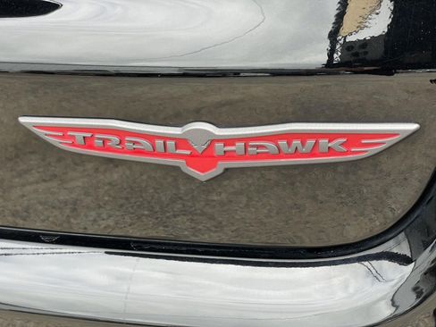 Certified 2024 Jeep Compass Trailhawk w/ Trailhawk Elite Group AWD/4WD image 59