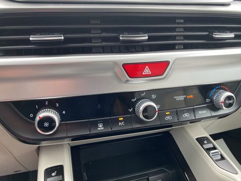 Used 2021 Kia Telluride S image 42