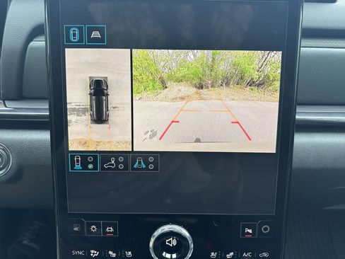 New 2026 GMC Terrain AT4 w/ Convenience Package III AWD/4WD image 24