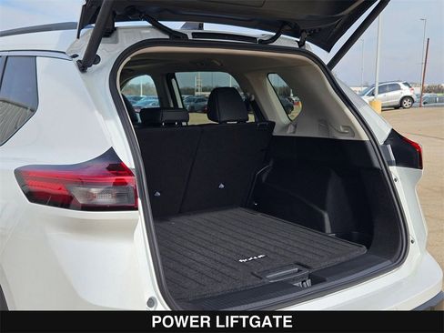 New 2026 Nissan Rogue SV image 28