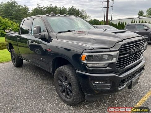 Used 2024 RAM 2500 Laramie w/ Night Edition AWD/4WD image 2