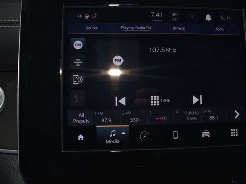 New 2025 Jeep Grand Cherokee Altitude w/ MOPAR Finishing Package AWD/4WD image 23