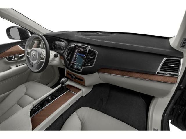 Used 2022 Volvo XC90 T6 Momentum w/ Advanced Package AWD/4WD image 18